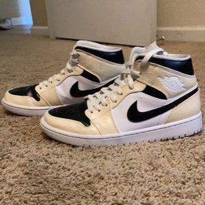 Nike Air Jordan's 1 mid(Custom Painted)